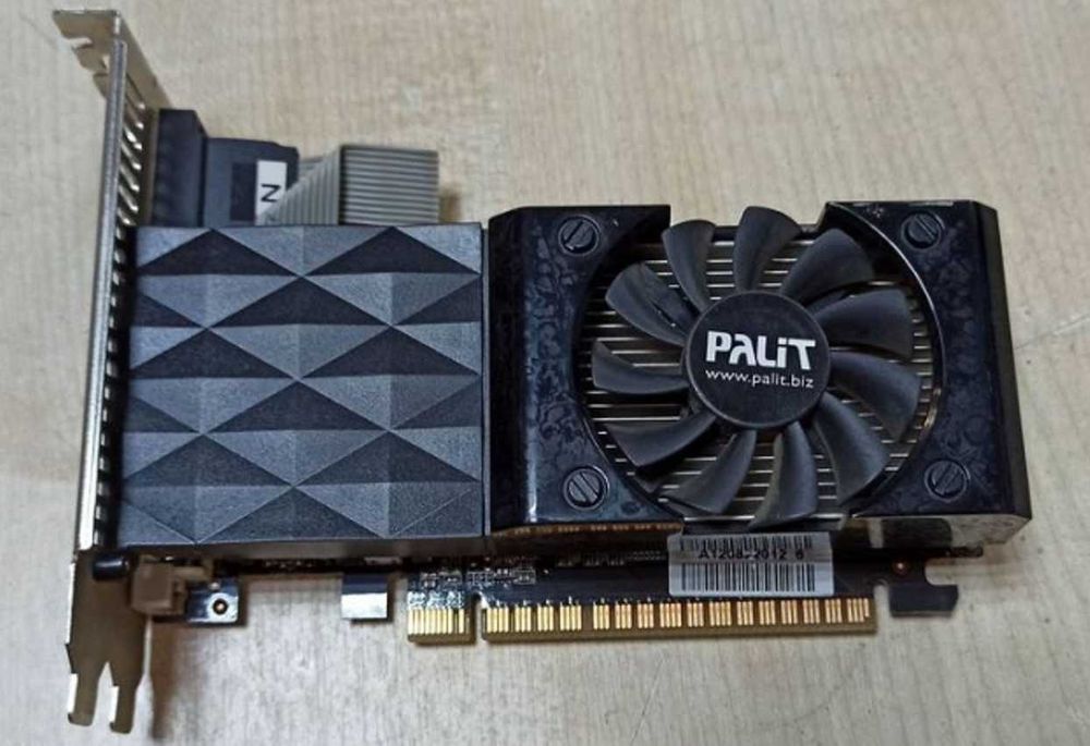 Gigabyte GTX 750 \ Asus GTX 560 \ HD 7850 \ GTS 450 \ GT 630 PCI-E