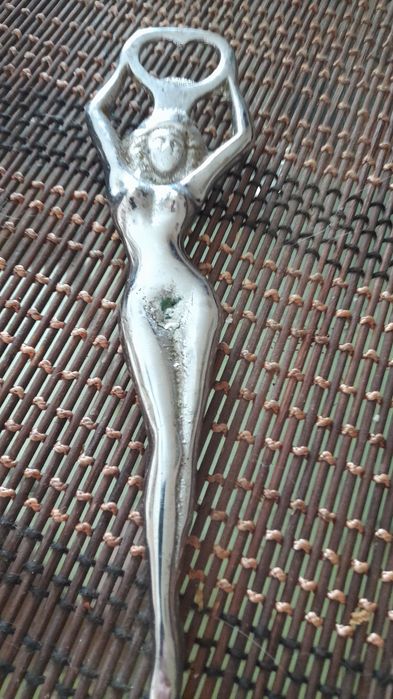 Vidkrivacka dìvchina