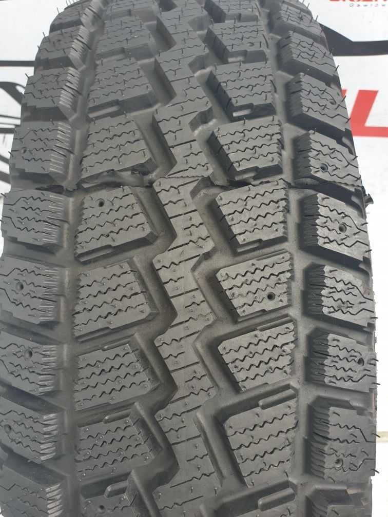 235/65r18 106S Saxon Snowblazer