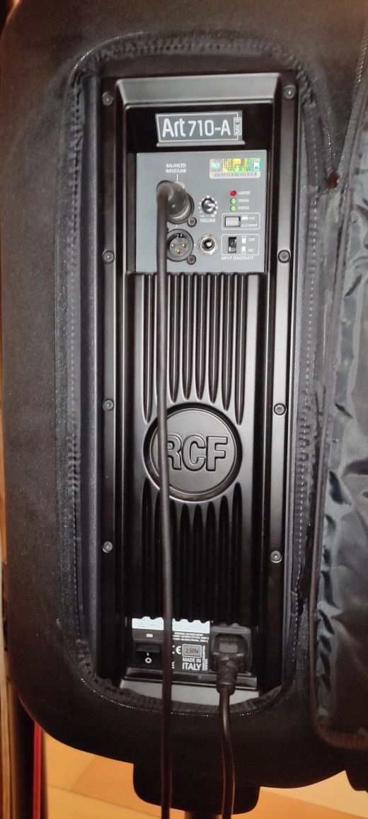 Rcf 710 mk2 Italy jbl electro voice mag dynacord Yamaha Big fbt montar