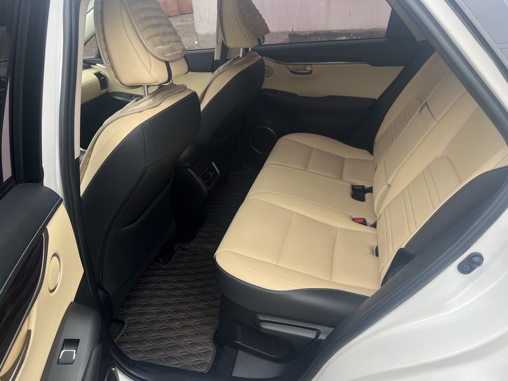 Продам Lexus NX200