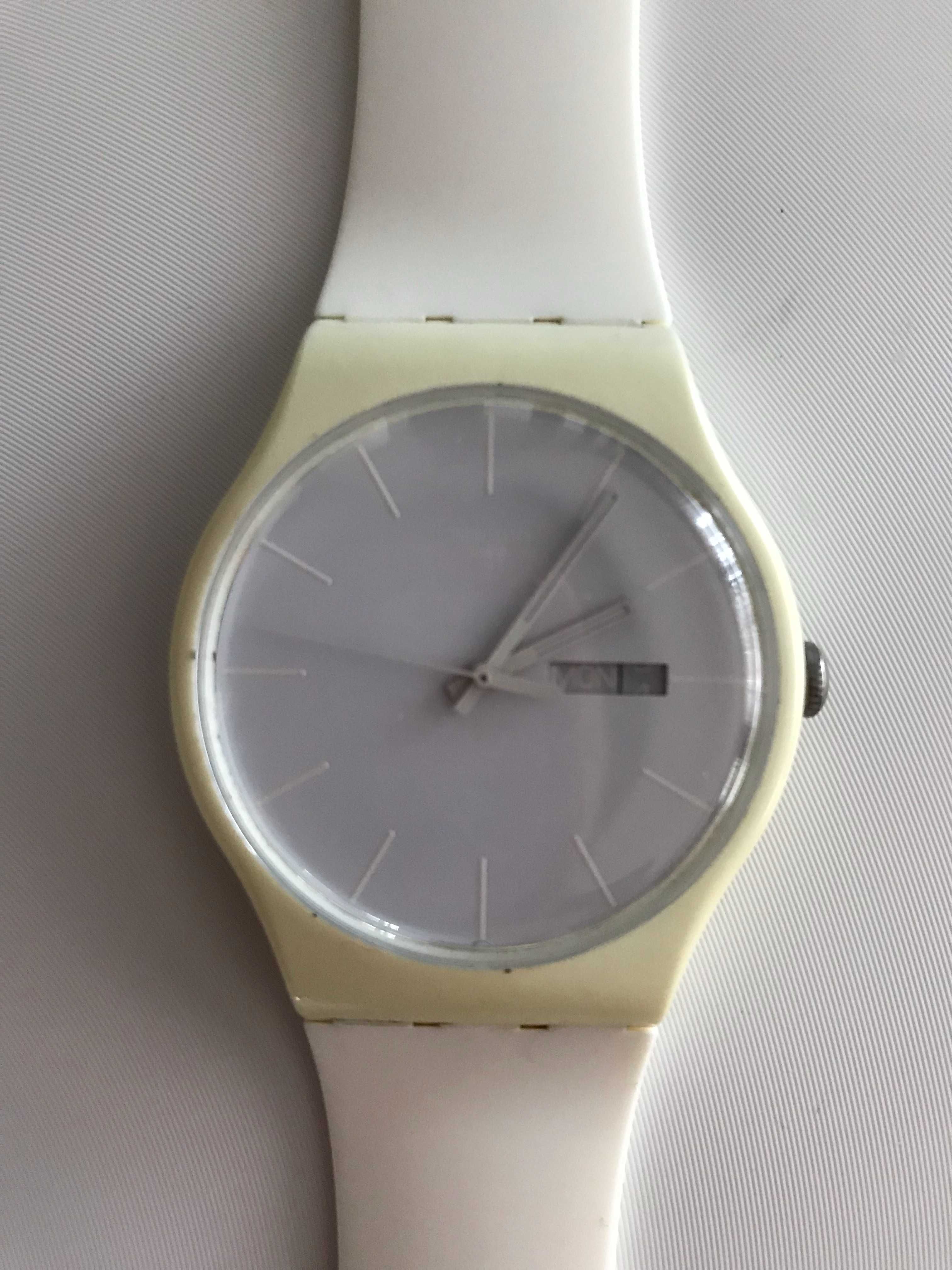 Часы Swatch оригинал (не новые) унисекс