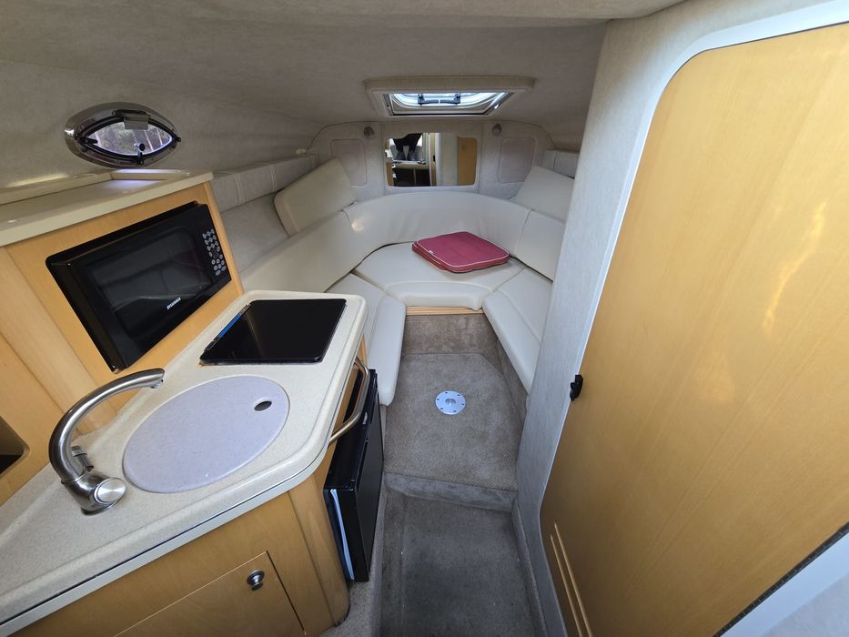 Sea Ray 255 Sundancer 2012r Łódź motorowa nie Regal Cobalt Chaparral