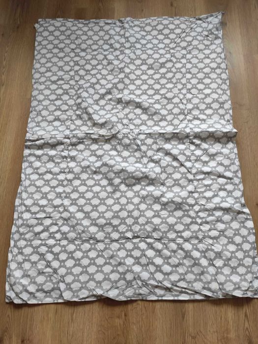 kołdra dziecięca+ 6 kompletów pościeli +2 pokrowce