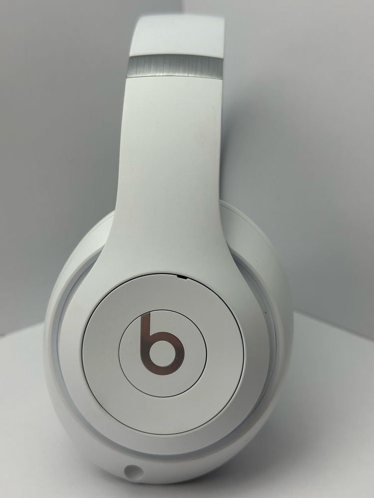 Навушники Beats by Dr. Dre Studio Pro White