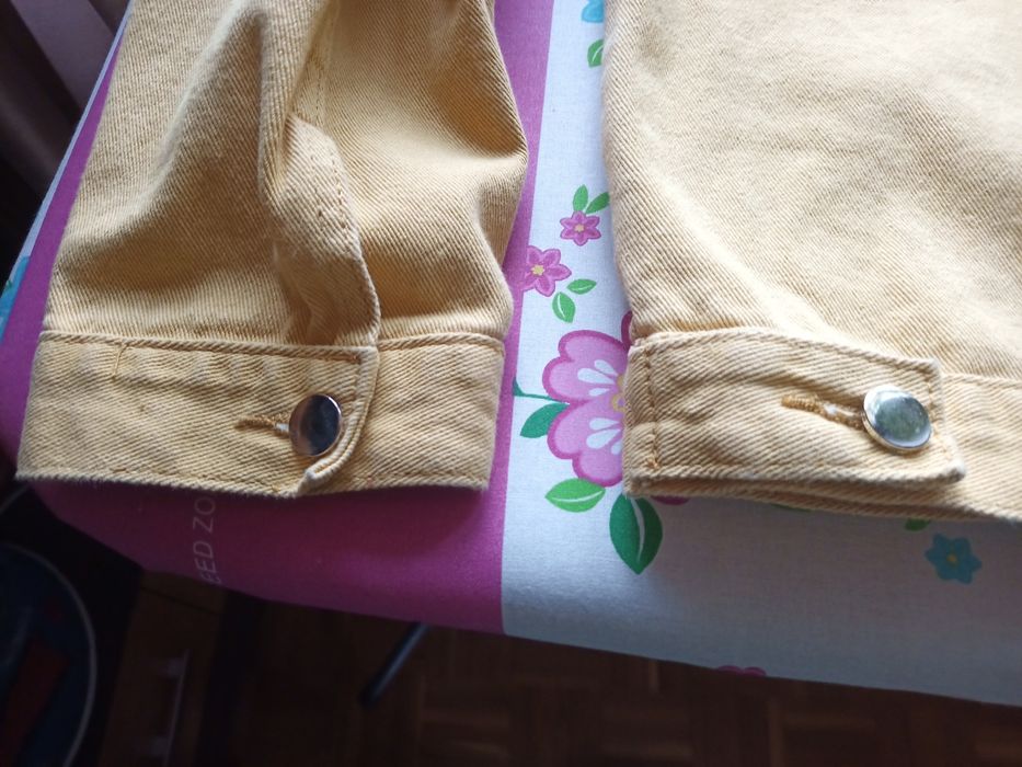 Kurtka ramoneska jeansowa ćwieki frędzle łańcuszki 42