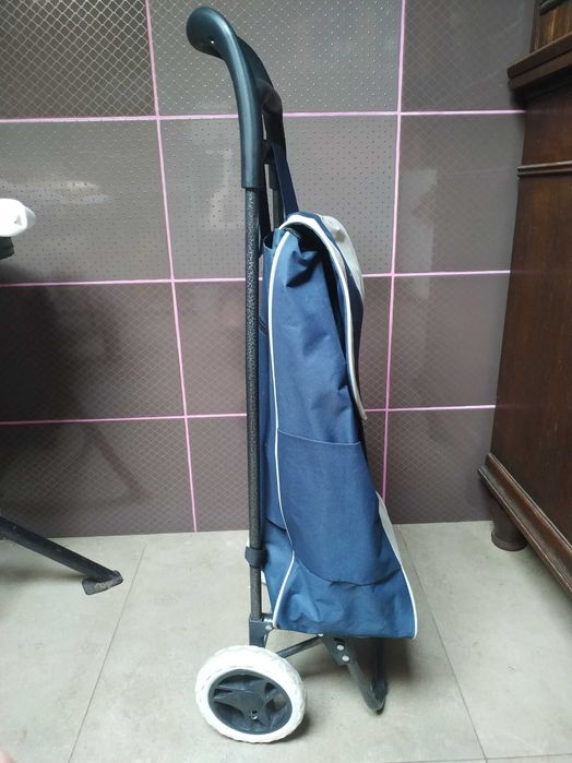 wózek  na  zakupy starsza, produkcja ,solidne wytrzymale materialy