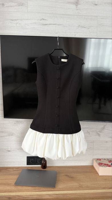 Плаття романтичне, тепле