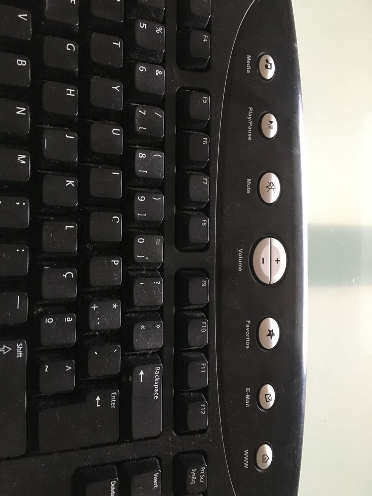 Teclado sem fios LOGITECH