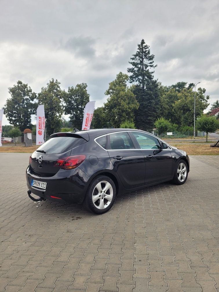 Opel astra J cosmo okazja