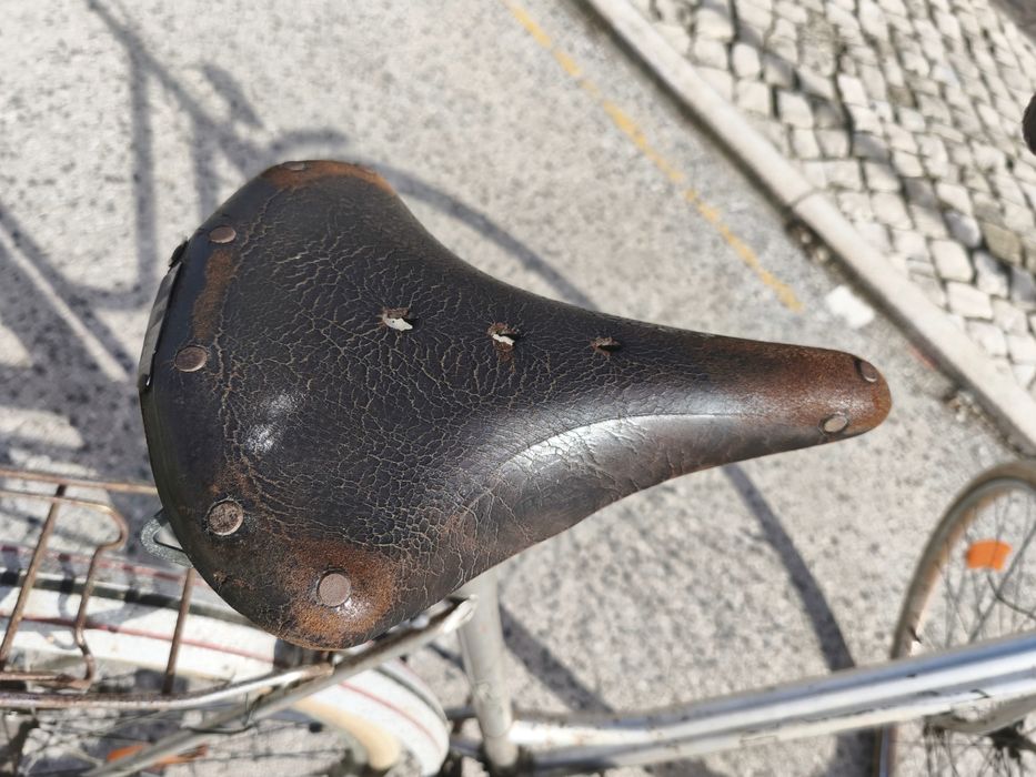 Vendo selim Brooks com oferta da bicicleta