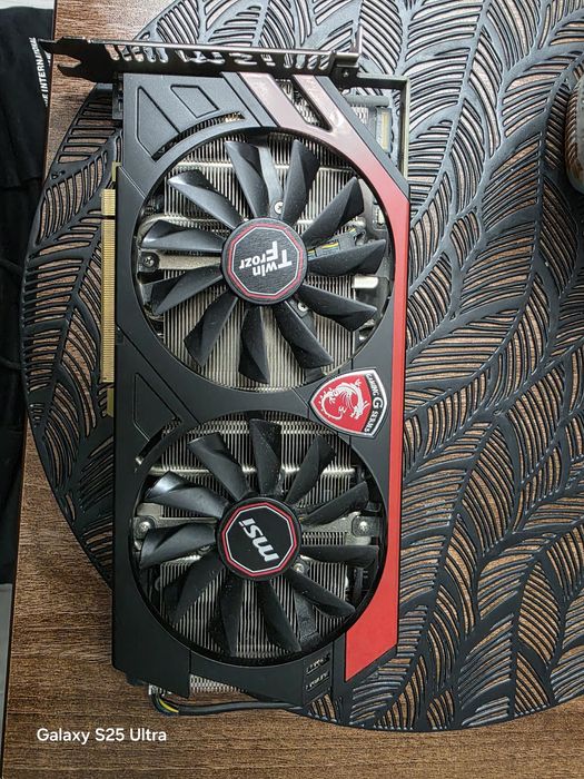 Sprawna karta graficzna MSI  radeon R9 280X GAMING 3G
