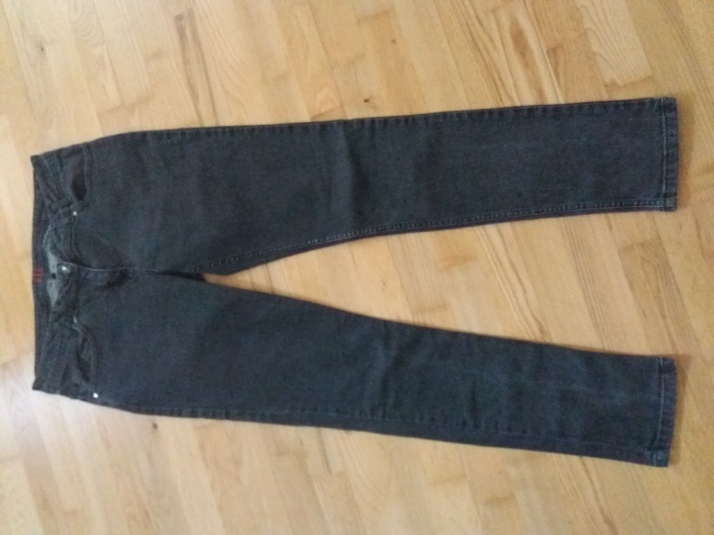 czarne rurki marmurki 40 jeans