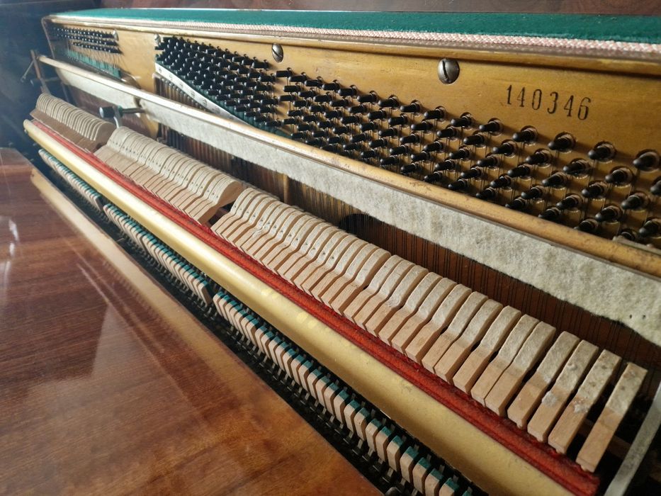 Pianino fortepian wszystkie klawisze sprawne