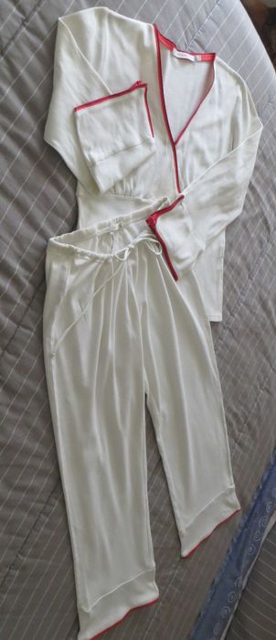 Pijama Woman Secret - Bege e orlas a vermelho - Tam. 36 - 100% algodão