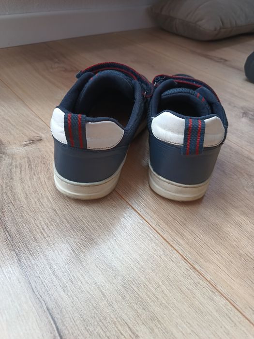 Półbuty skórzane chlopięce na rzepy Lasocki r. 36/37