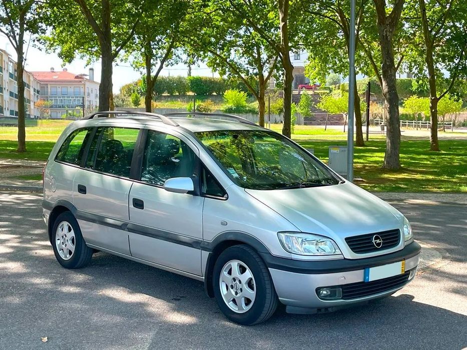 Opel Zafira 2.0 DTi Elegance