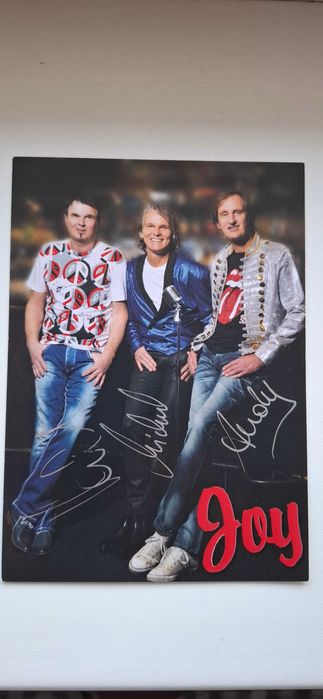 Автограф легендарного гурту JOY