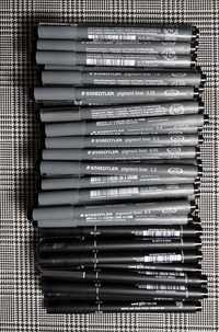 67 Marcadores Staedtler e Uni Pin pigment liner - Novos