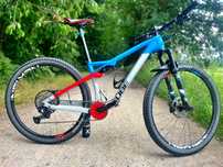 Cube AMS rozmiar M (168-178cm), 10.9kg