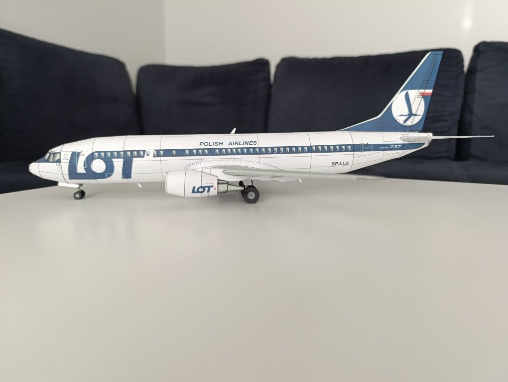 Model kartonowy PLL LOT polskie linie lotnicze Boeing 737 - 400 SP-LLA