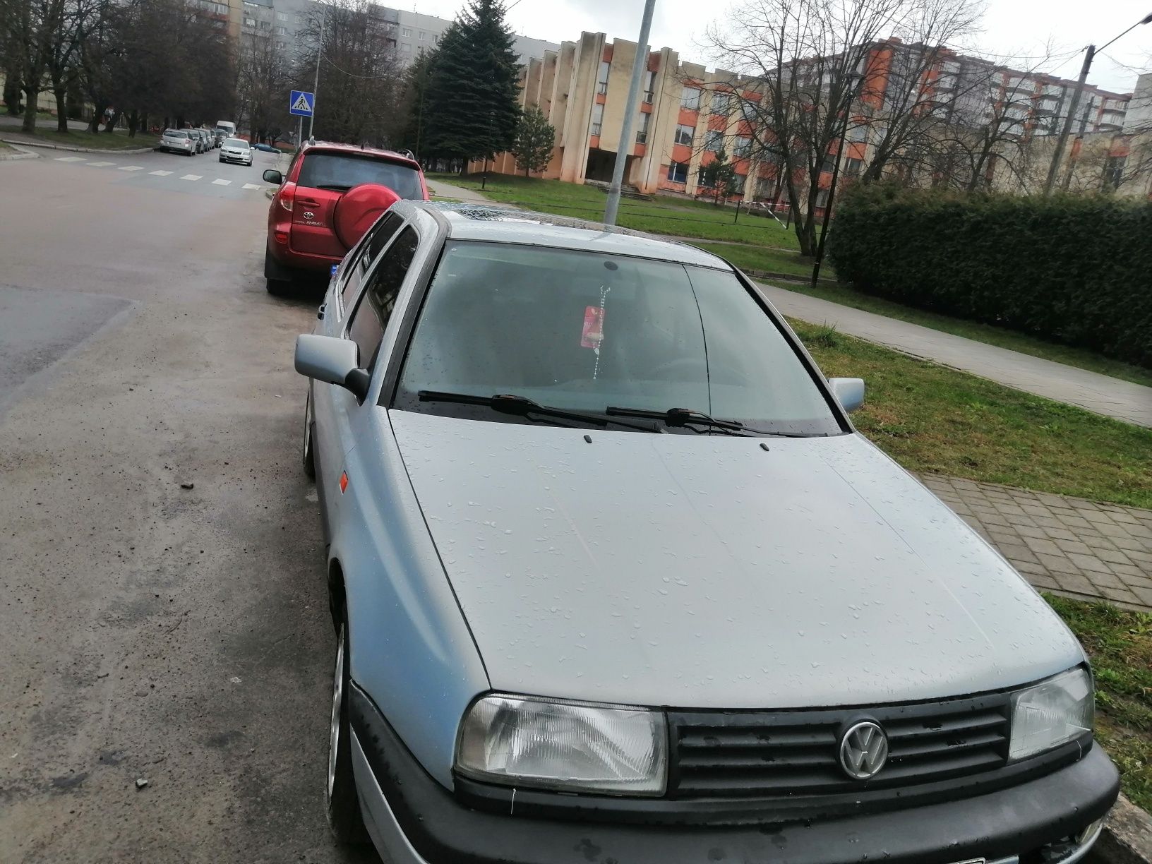 Volkswagen vento 1.8 gas