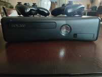 Xbox 360 + 2 pady + 10 gier + Kinect