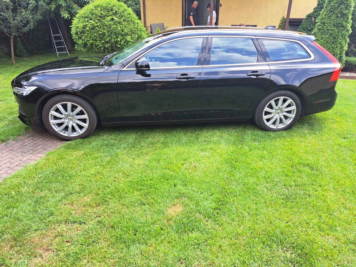 Volvo v90 2018r D4