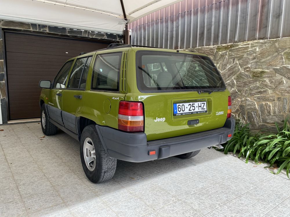 Jeep Grand Cherokee (ZJ) 2.5