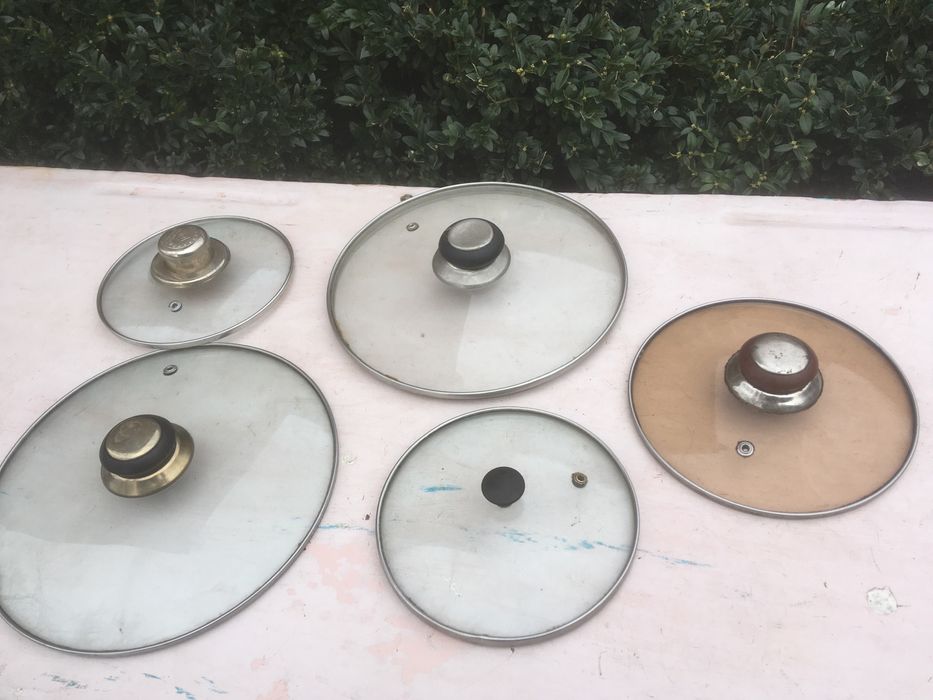 Каструлі  різних ємностей