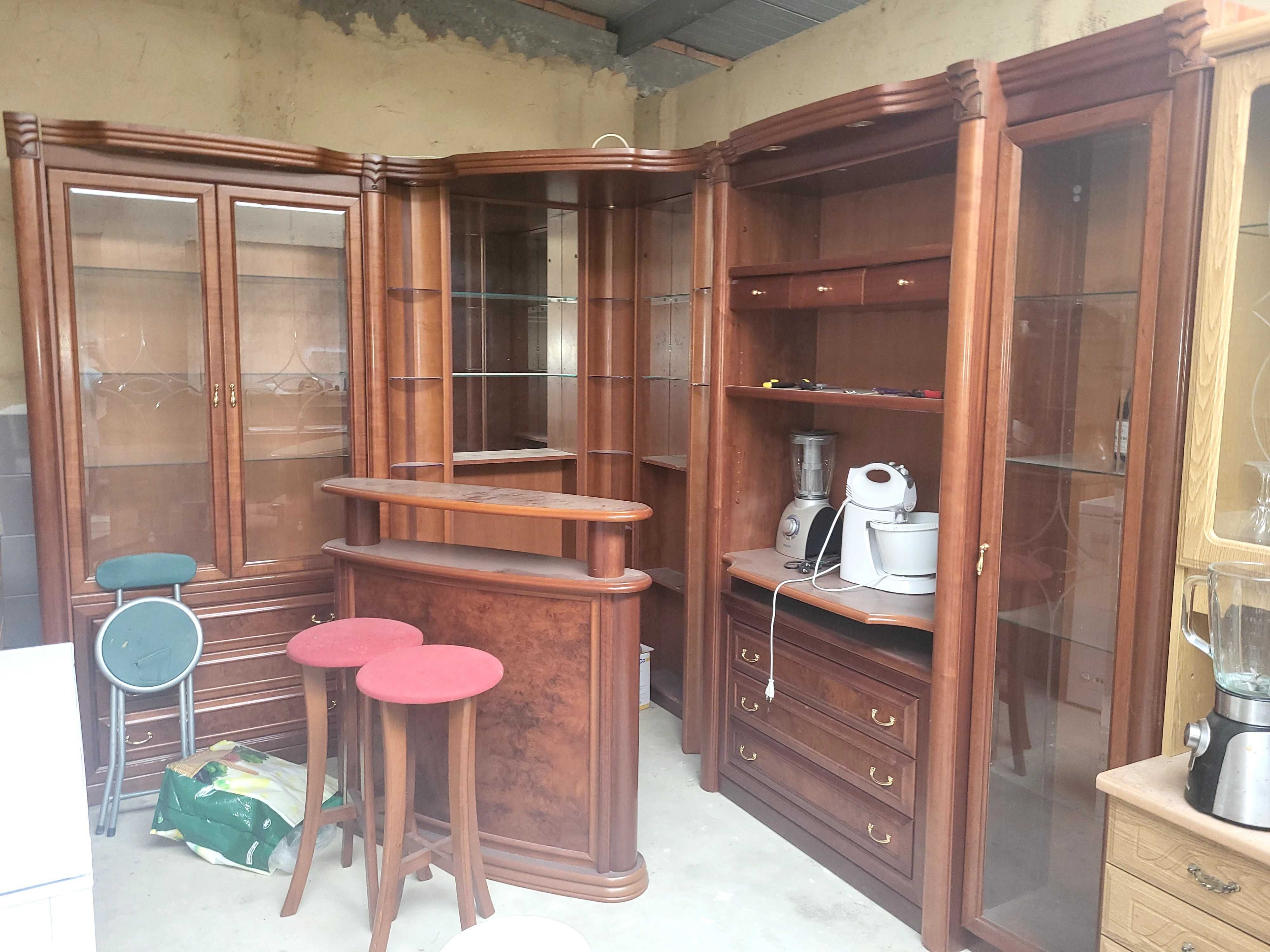 Móvel de sala com bar