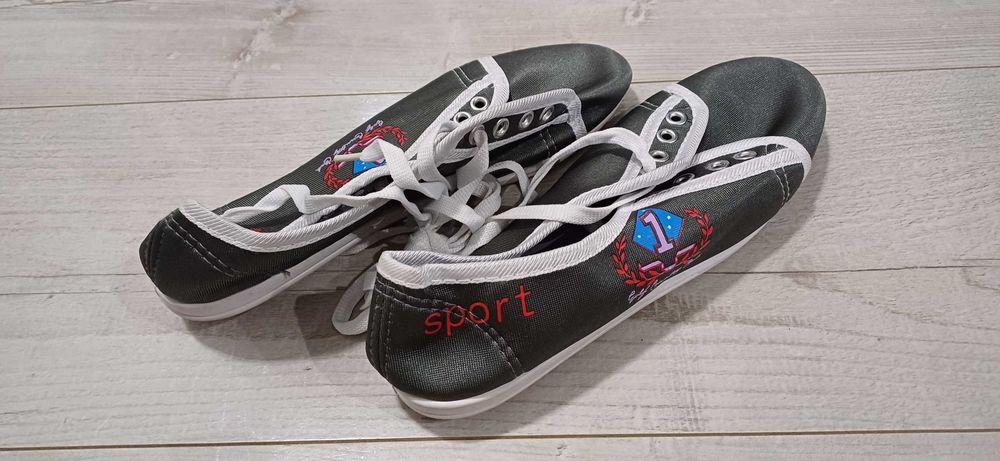 Tenisówki Dziewczęce 38 Trampki Grafitowe Połysk Nowe Wiosenne Jesienn