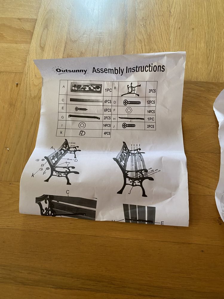Ławeczka ogrodowa dla dzieci drewniana