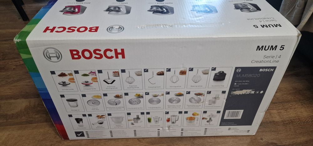 Robot planetrany Bosch MUM58020