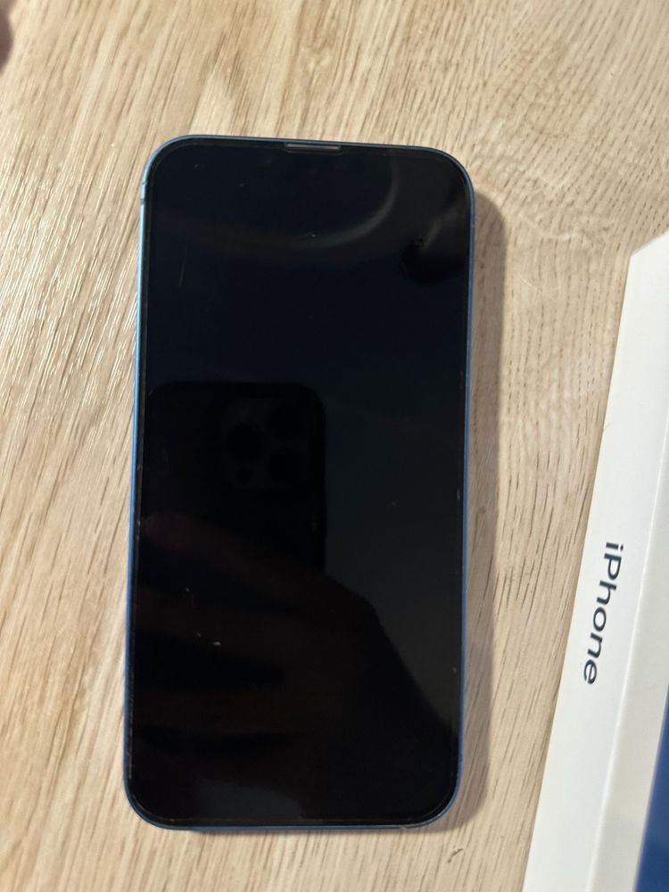 iPhone 13 128 GB Niebieski