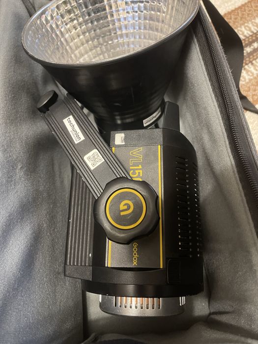 ТЕРМІНОВО ПРОДАМ!!! Студійне світло!!! Godox VL150