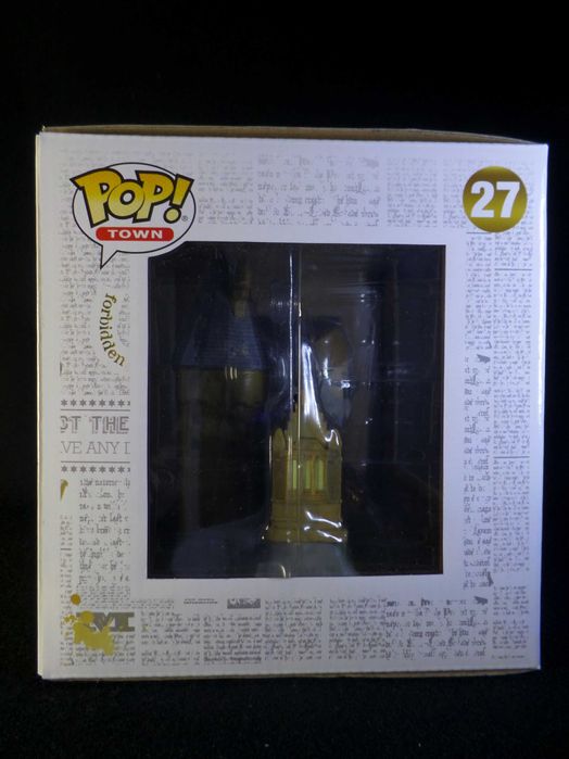 Фігурка Албус Дамблдор Funko Pop Albus Dumbledore w Hogwarts #27