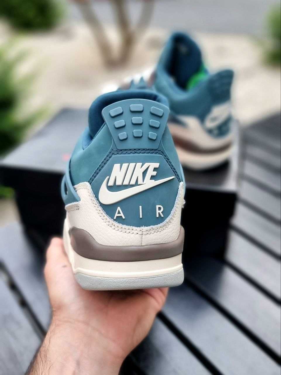 Чоловічі кросівки Nike Air Jordan 4 Premium білий з синім 01181 ТОПЧИК