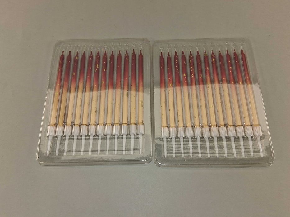 N068 Zestaw Długie Świeczki Urodzinowe Na Tort 24 Sztuki 12 cm