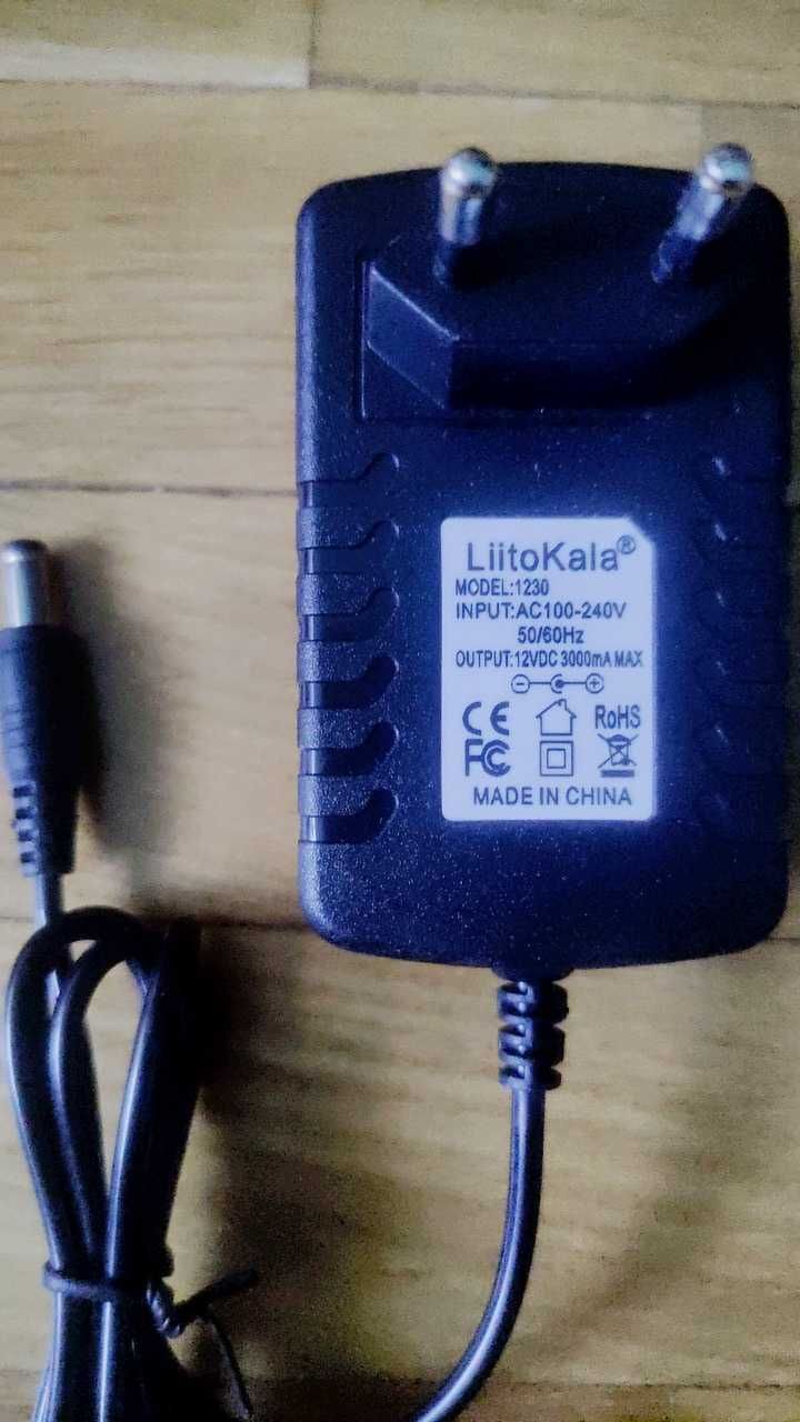 Зарядное устройство/павербанк Liitokala Lii-500 с блоком питания 3А