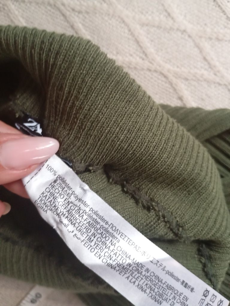 ZARA S dzianinowe spodnie flare w prążki w kolorze khaki