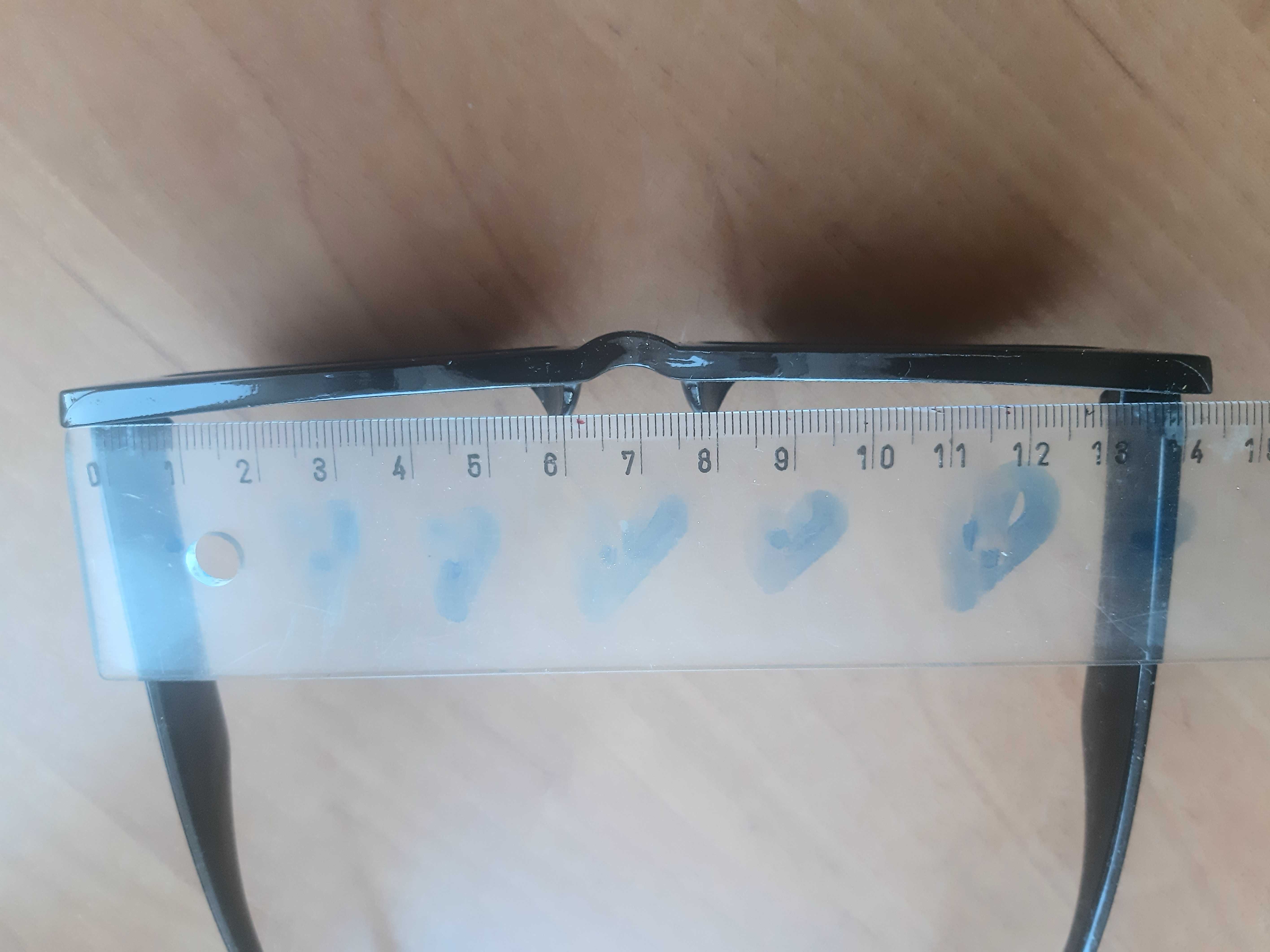 Okulary przeciwsłoneczne czarne + futerał, Shein rozstaw ramki  14 cm