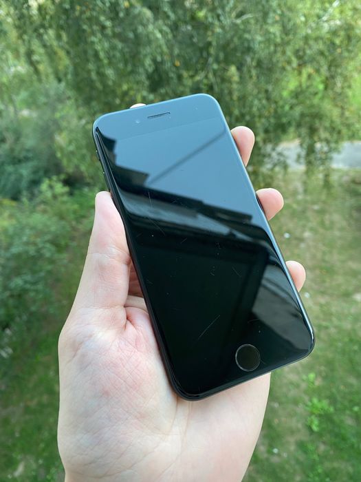 iPhone SE/64 2020 неверлок