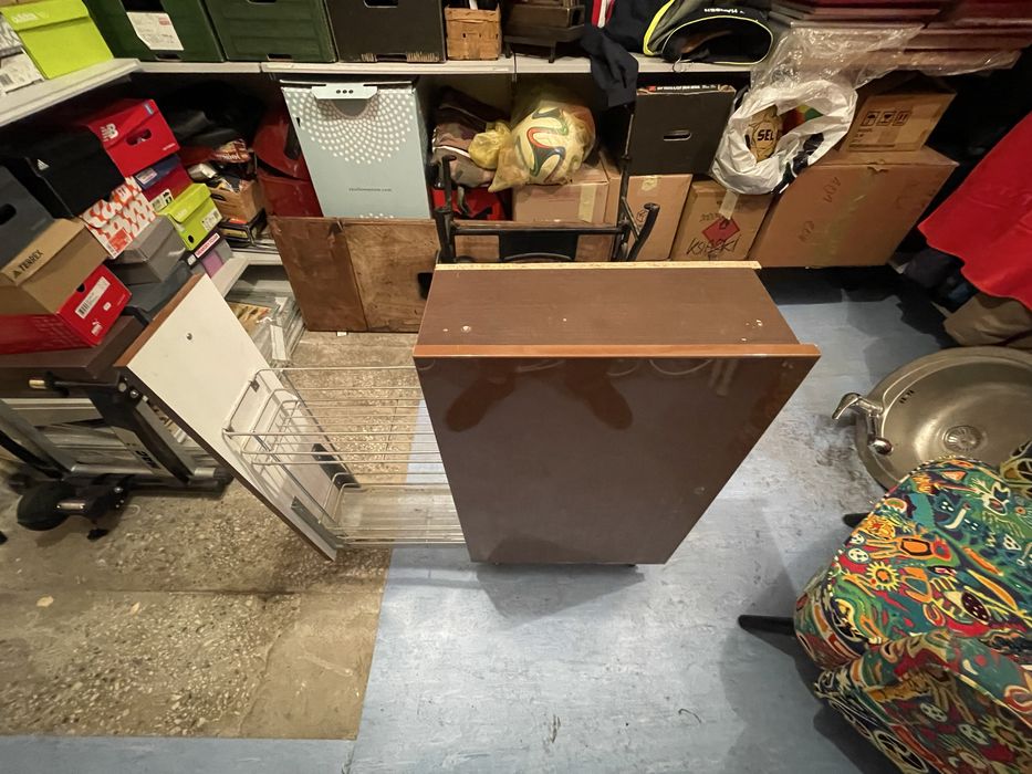 Szafka do kuchni z koszem