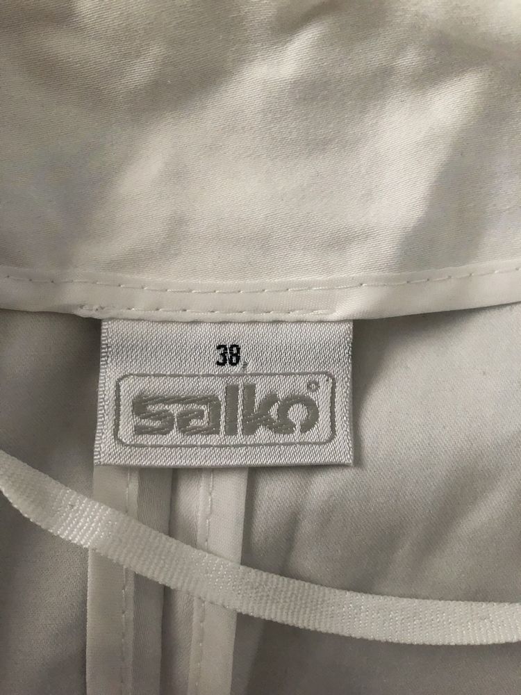 Marynarka krótka żakiet biala 38 salko