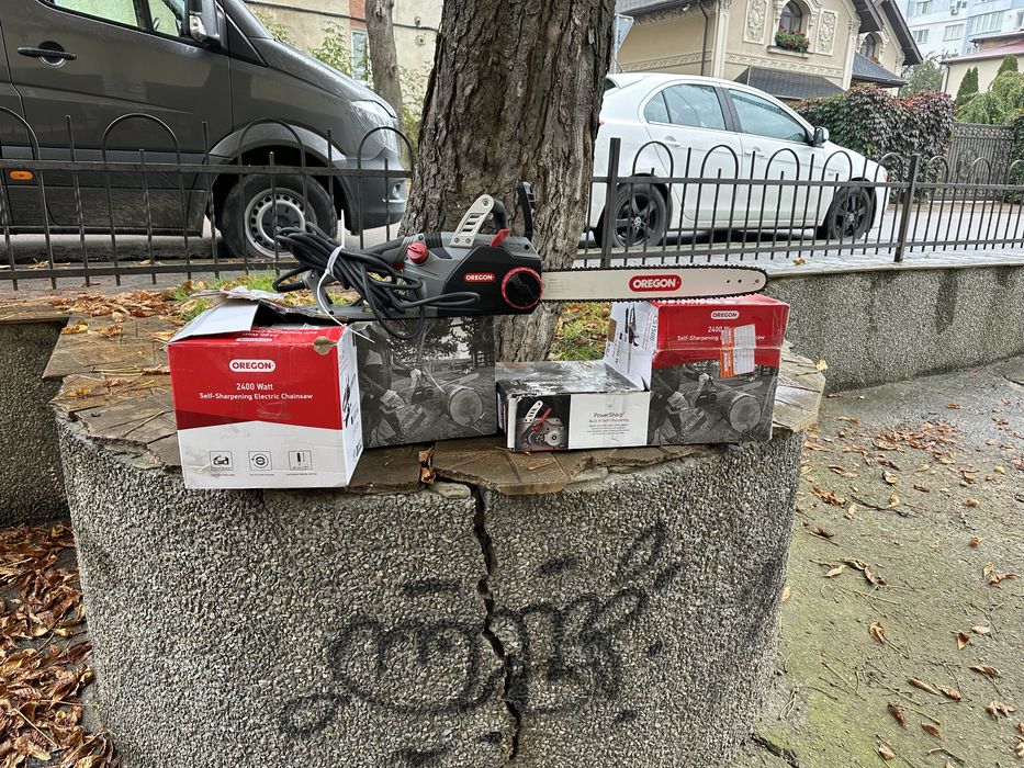 Електропила oregon 2400w з заточкою ланца