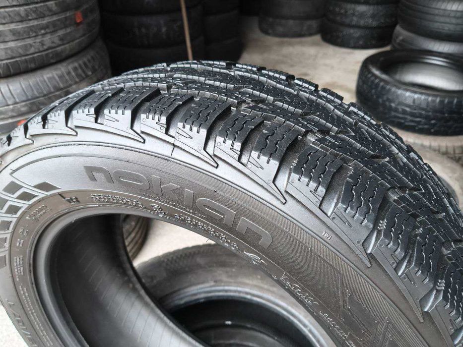 Nokian WR C3 215/60r17c 2шт, 7,5-8мм, ЗИМА. Привезены из Германии.