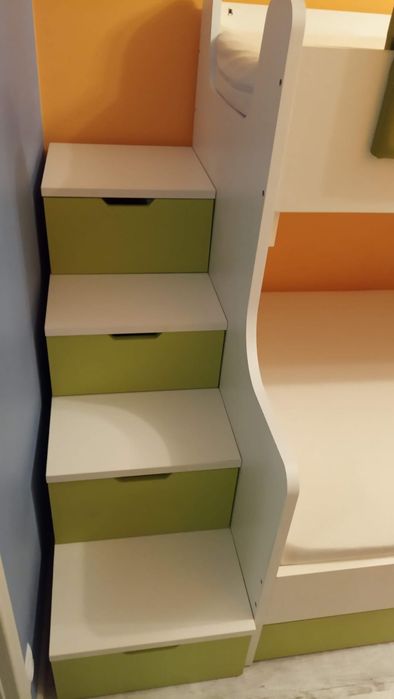 3- osobowe łóżko piętrowe b. sollidne