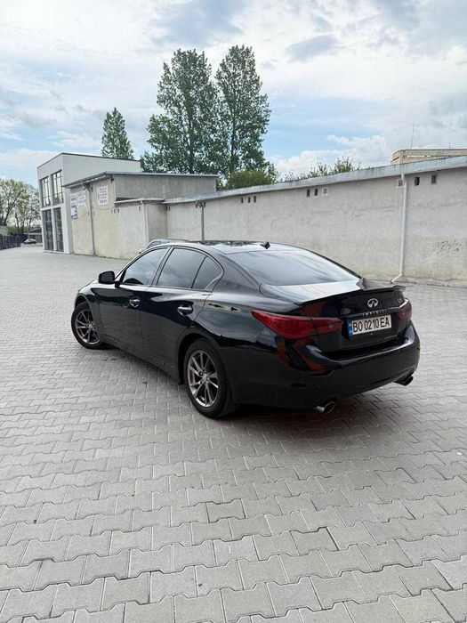 Infiniti Q50 (base) 2017 3.0t