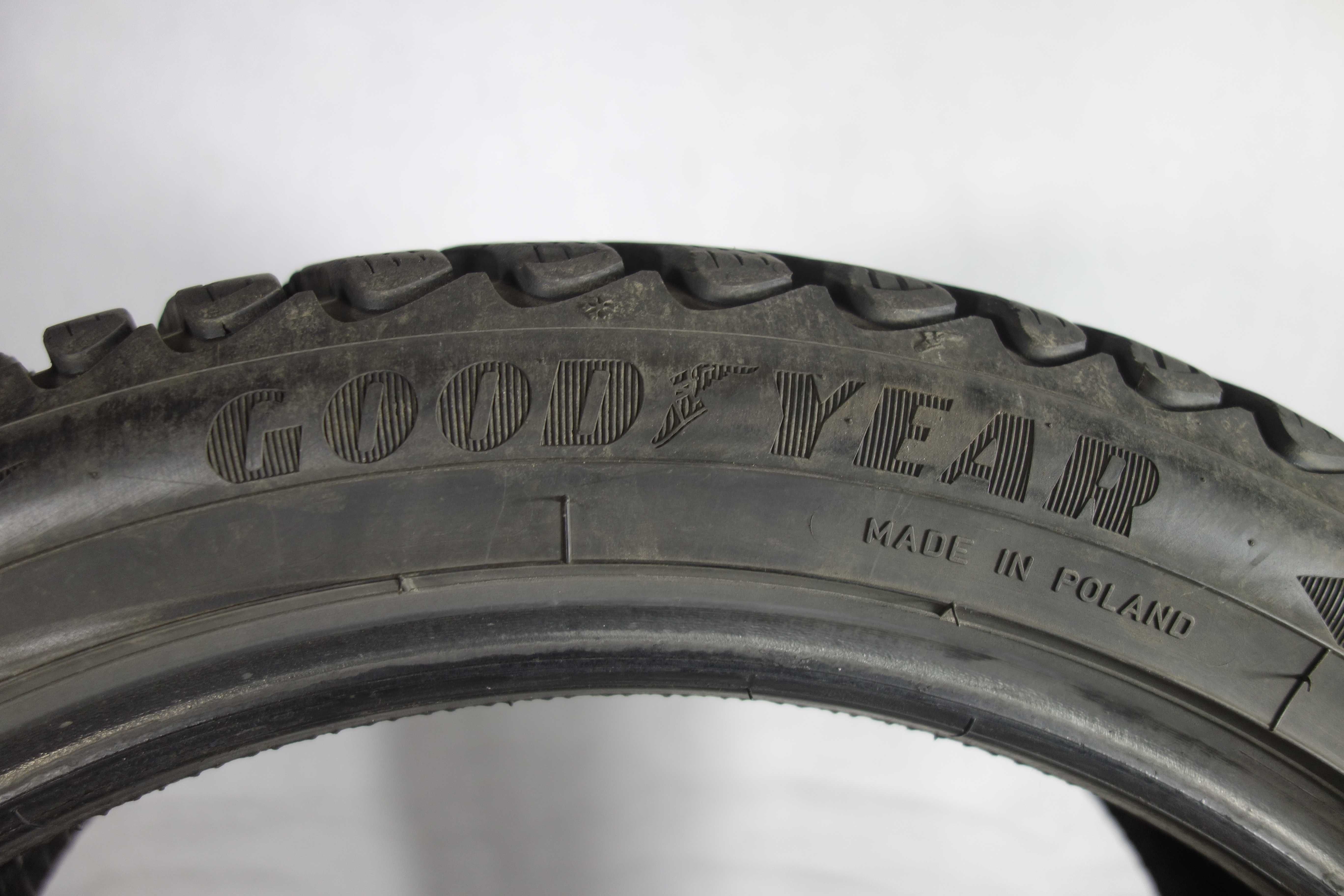Opony zimowe 225/45/18 - GOODYEAR Ultra Grip Ice Arctic XL